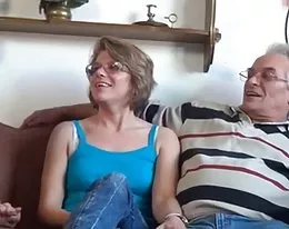 oude man en oudere vrouwen (opa eikels oma)